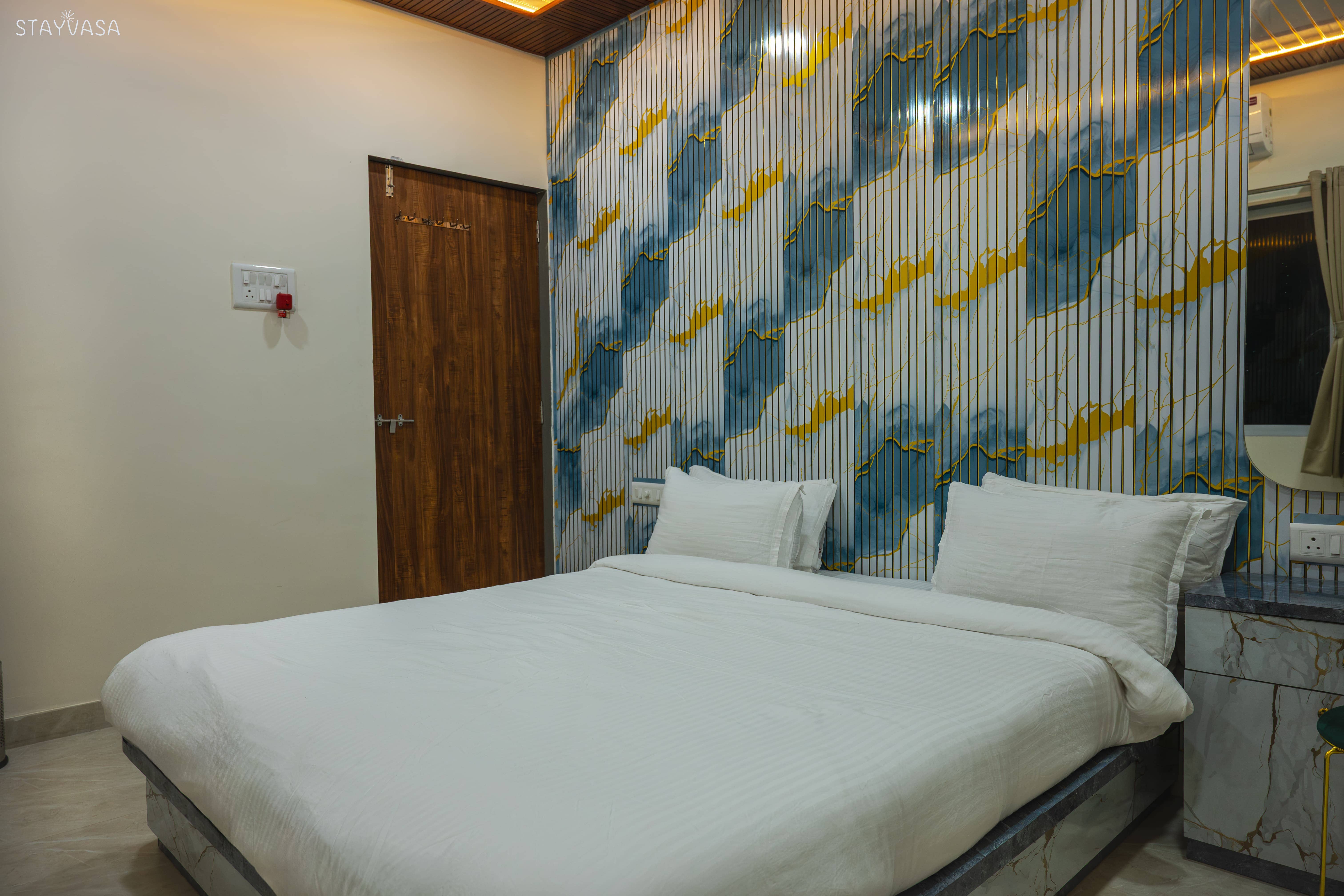 Premium 3 BHK Private Rooms